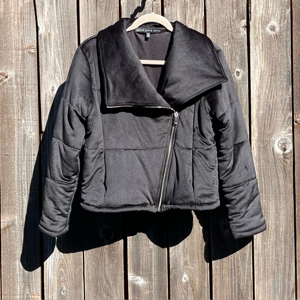 HYFVE Shawl black puffer jacket size small